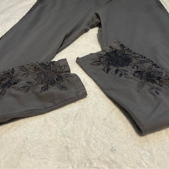 Women’s Johnny Was Gray Floral Embroidered Pants XL Boho Western Hippie - Picture 5 of 16